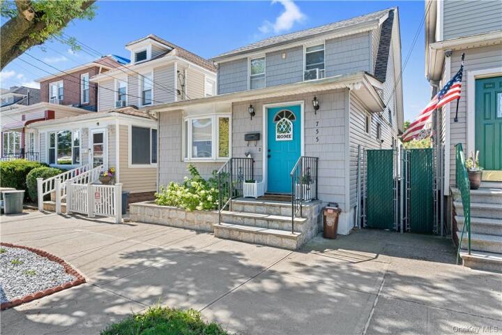 Property photo # 1