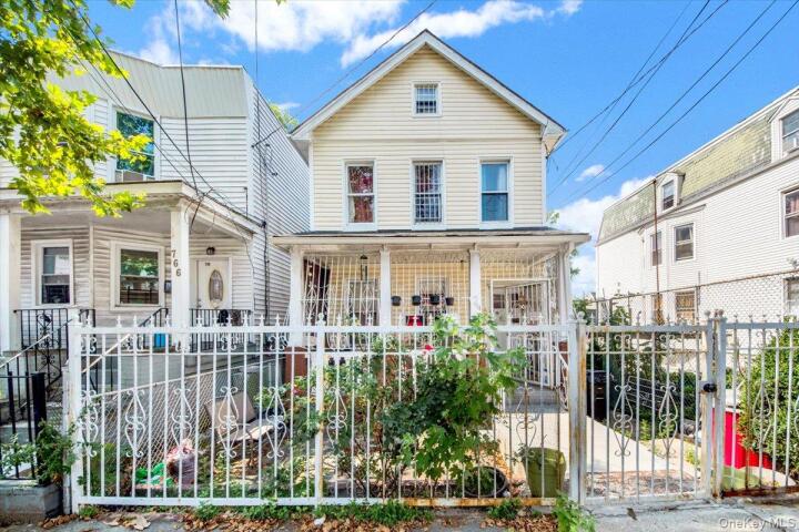 Property photo # 1