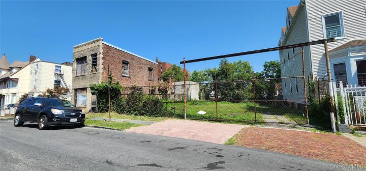 Property photo # 1