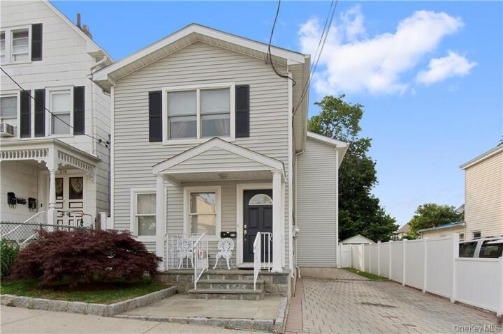 Property photo # 1