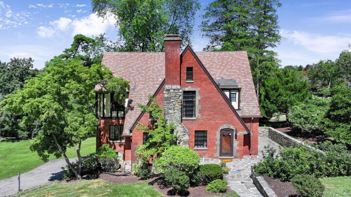 Property photo # 1