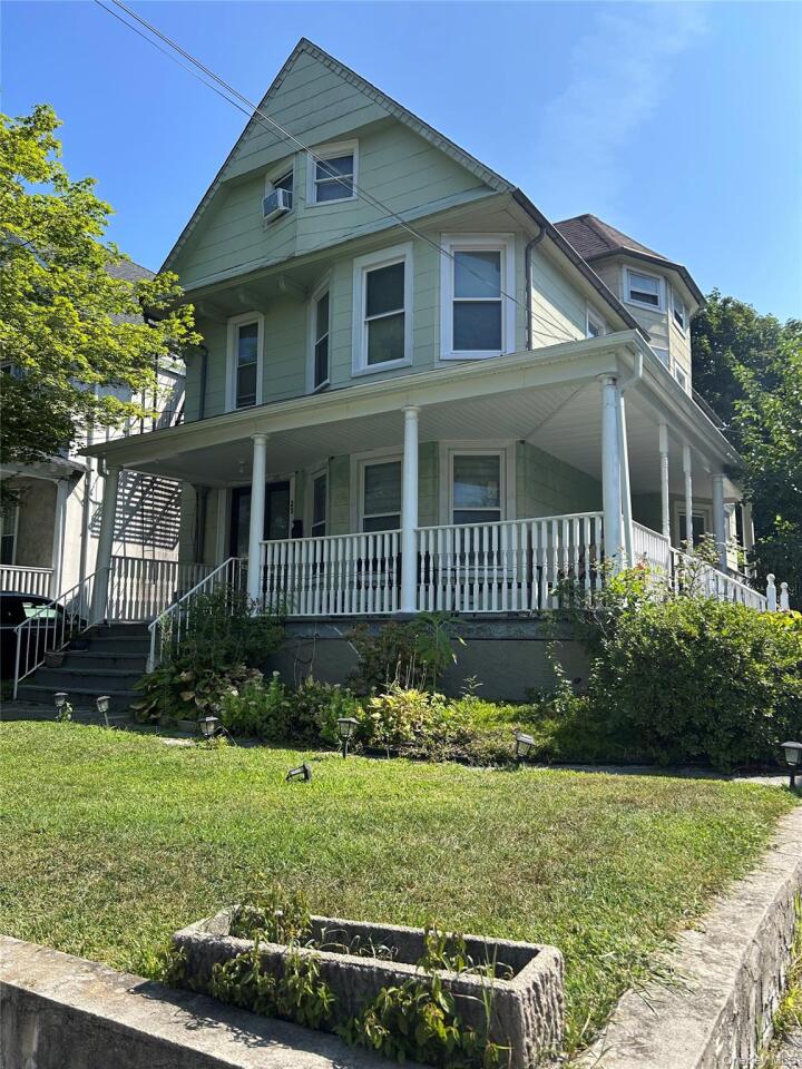 Property photo # 1