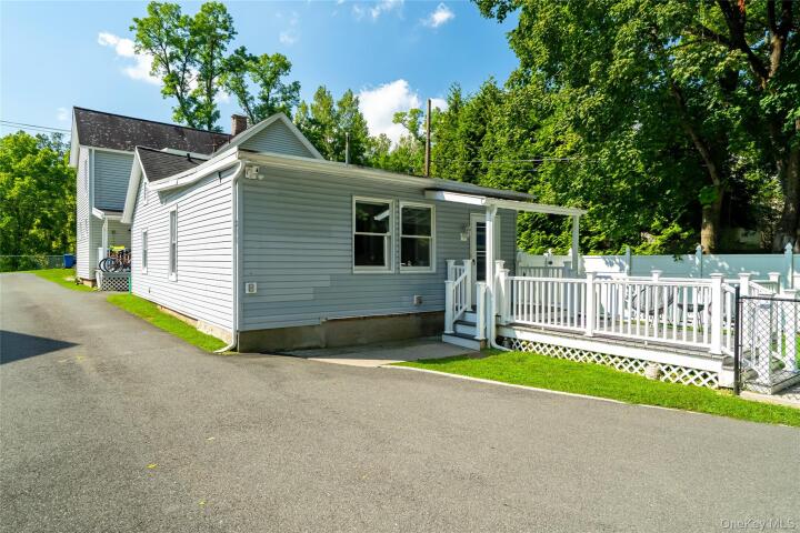 Property photo # 1