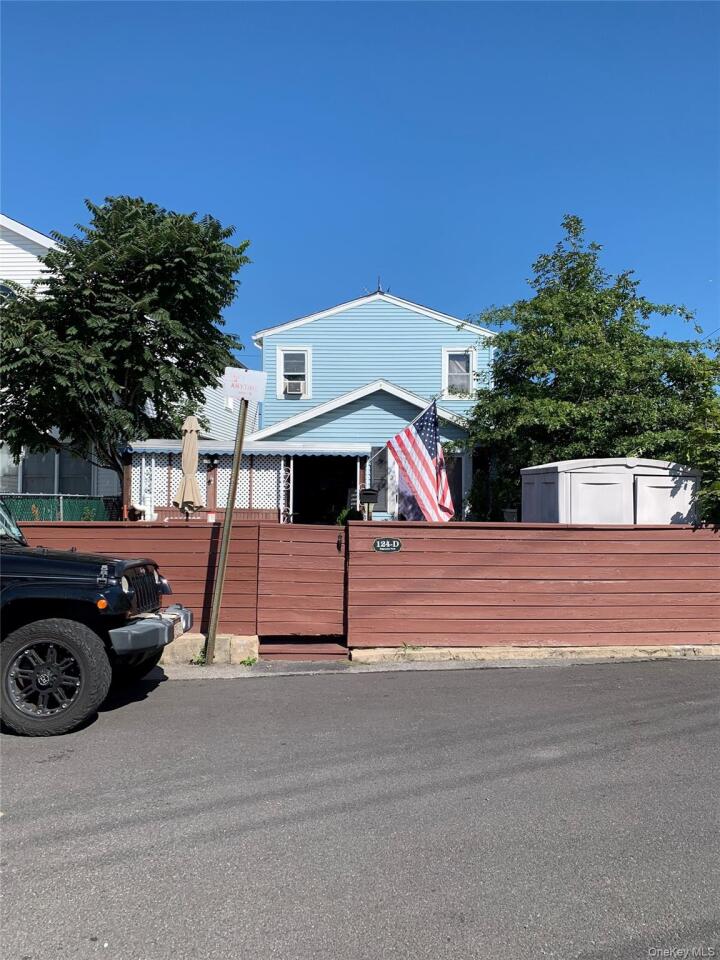 Property photo # 1