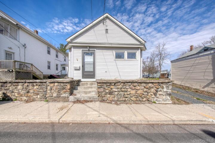 Property photo # 1