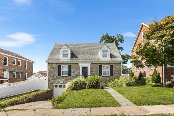 Property photo # 1