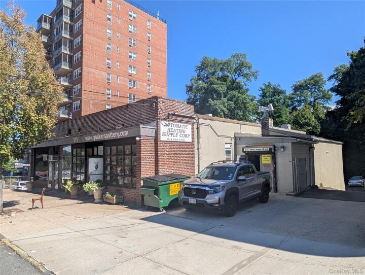 Property photo # 1