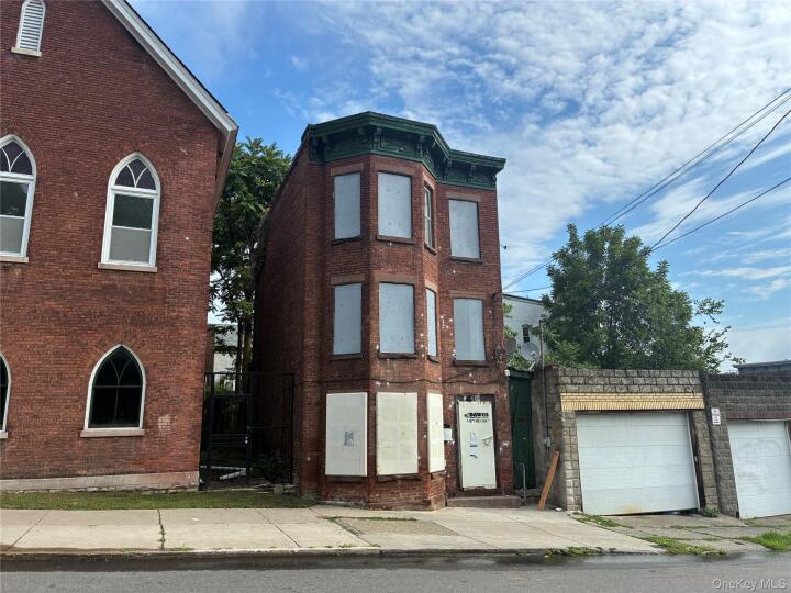 Property photo # 1