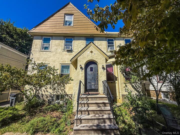 Property photo # 1