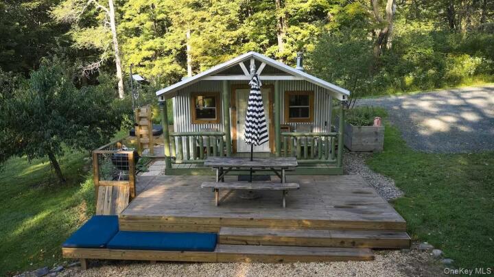 Property photo # 1