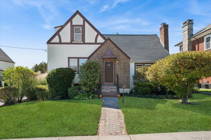 Property photo # 1