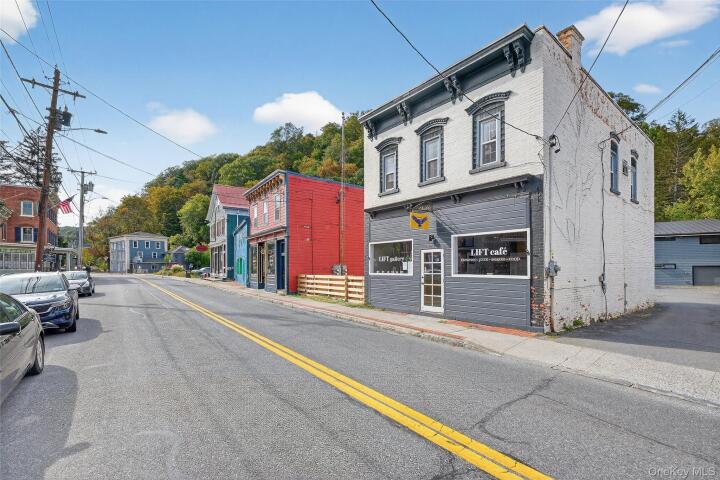 Property photo # 1
