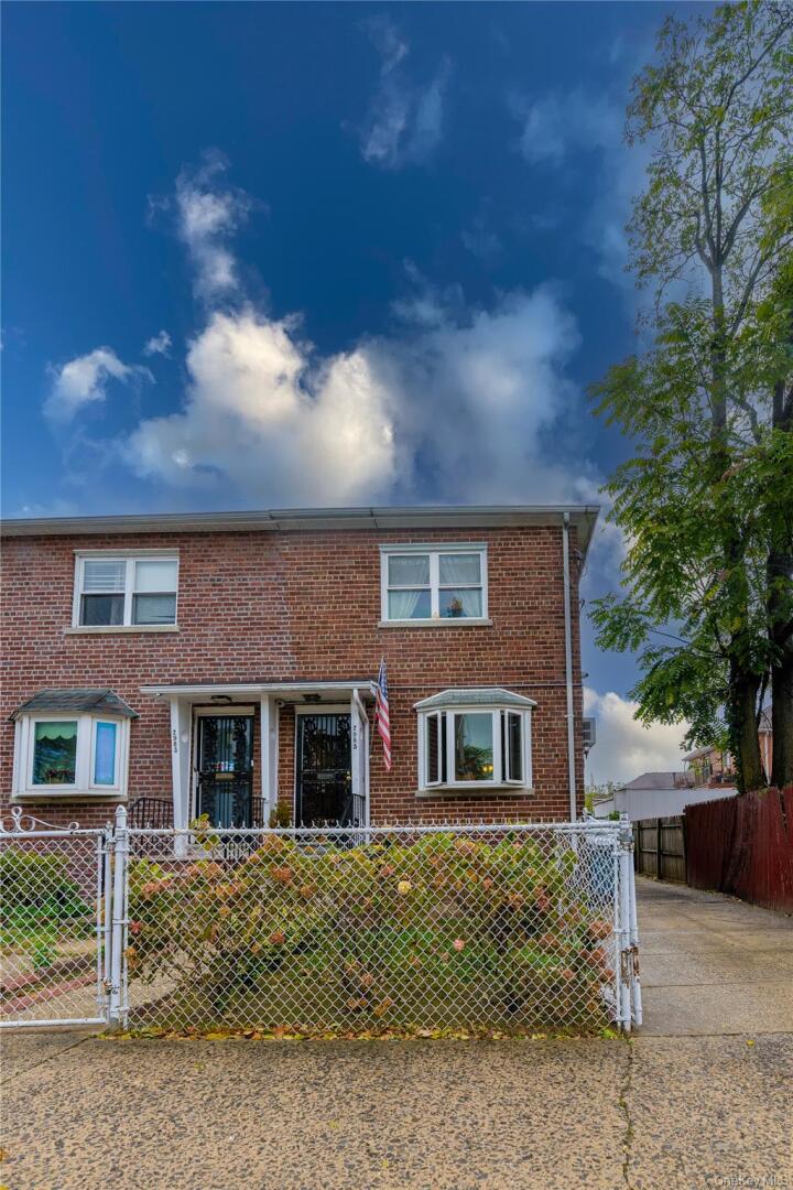 Property photo # 1