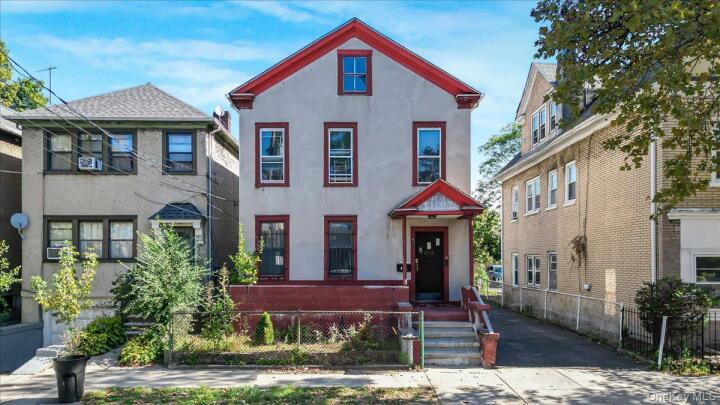 Property photo # 1