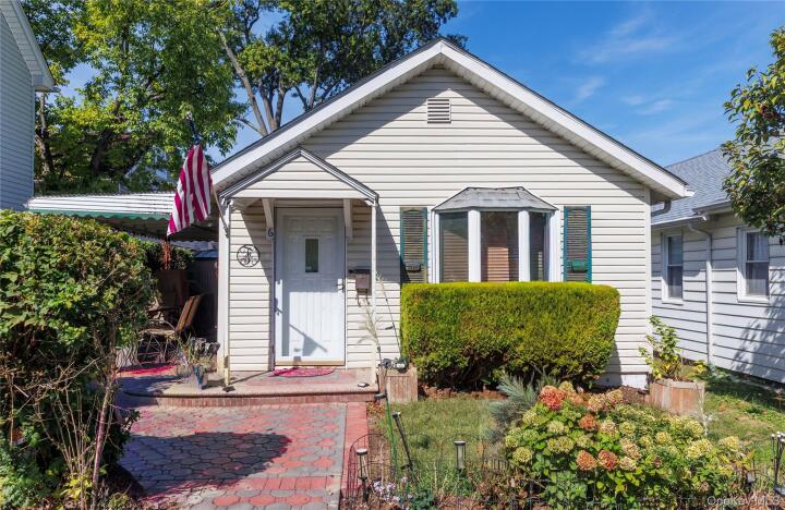 Property photo # 1