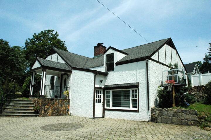 Property photo # 1