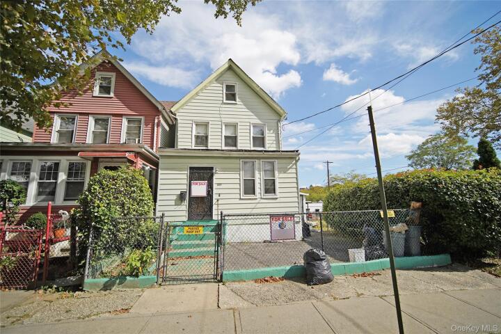 Property photo # 1