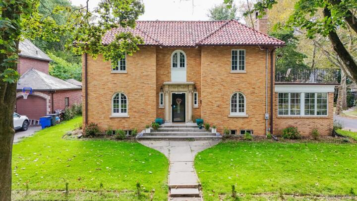 Property photo # 1