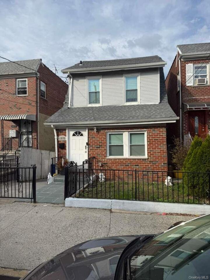 Property photo # 1
