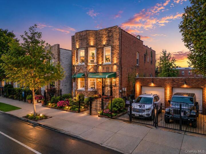 Property photo # 1