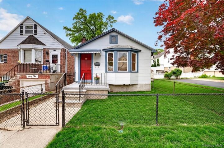 Property photo # 1