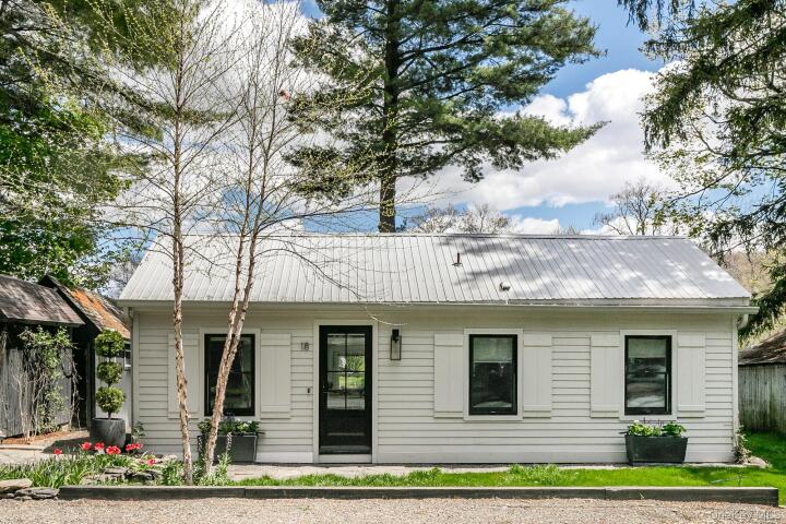 Property photo # 1