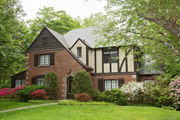 Property photo # 1