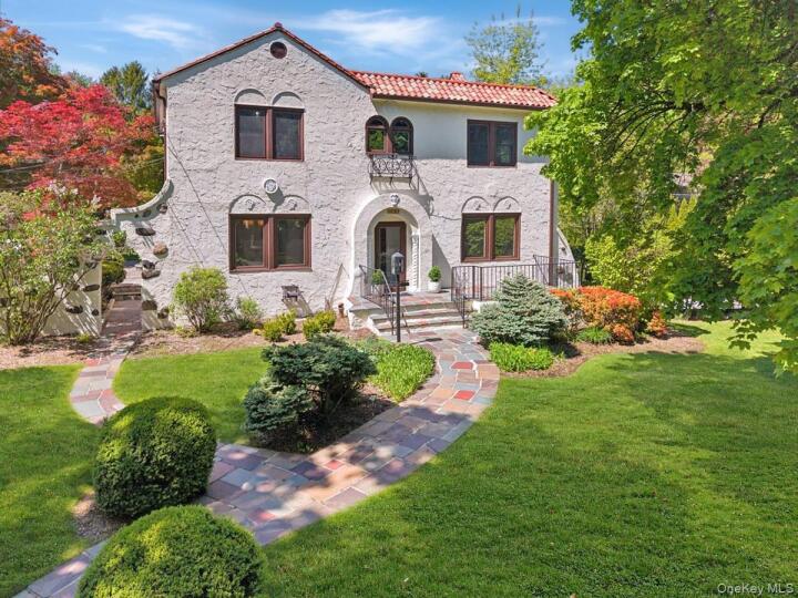 Property photo # 1