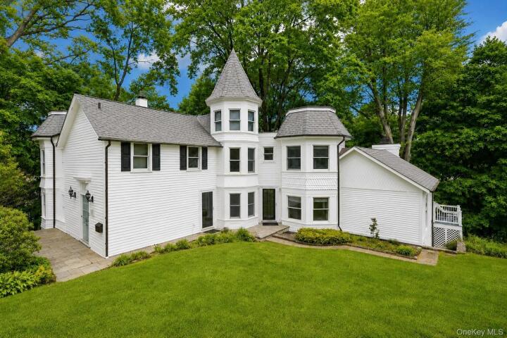 Property photo # 1