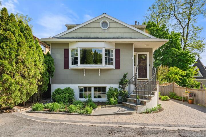 Property photo # 1