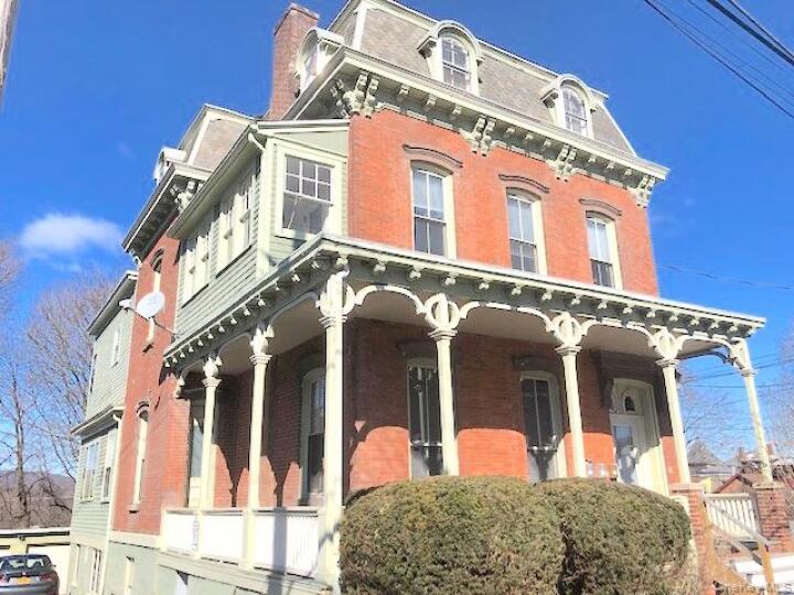 Property photo # 1