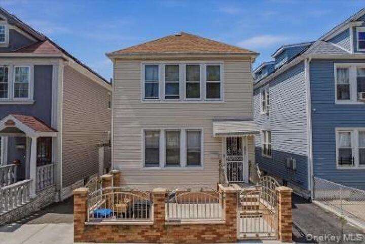 Property photo # 1
