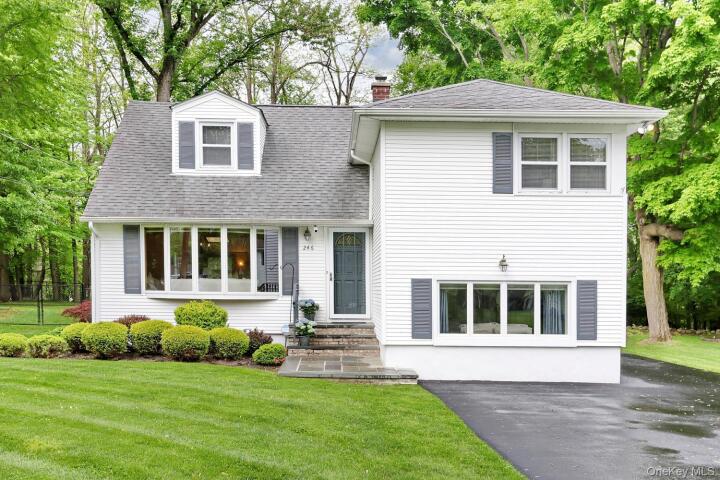 Property photo # 1