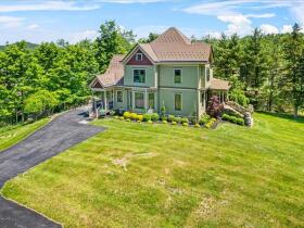 Property photo # 1