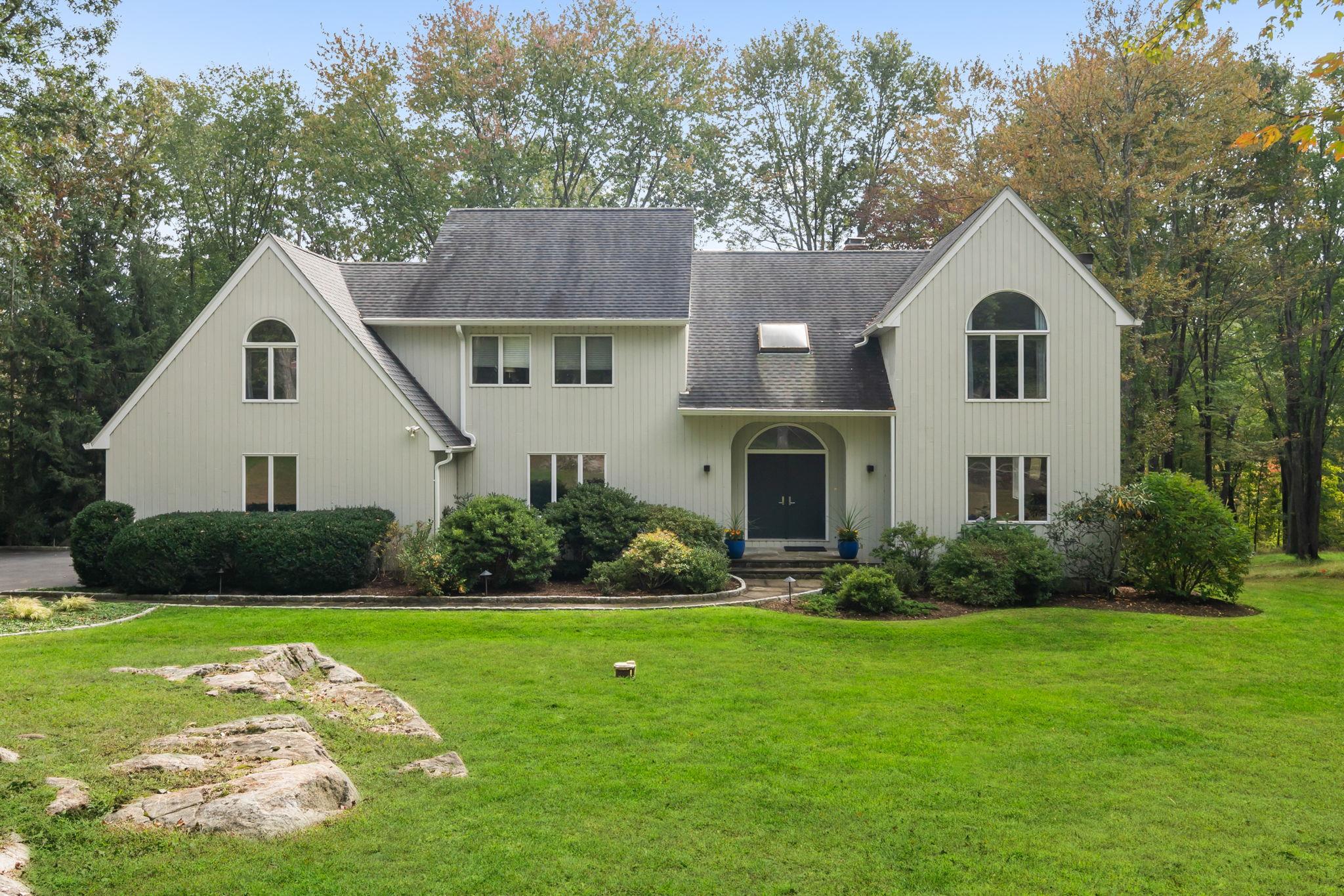 Property photo # 1
