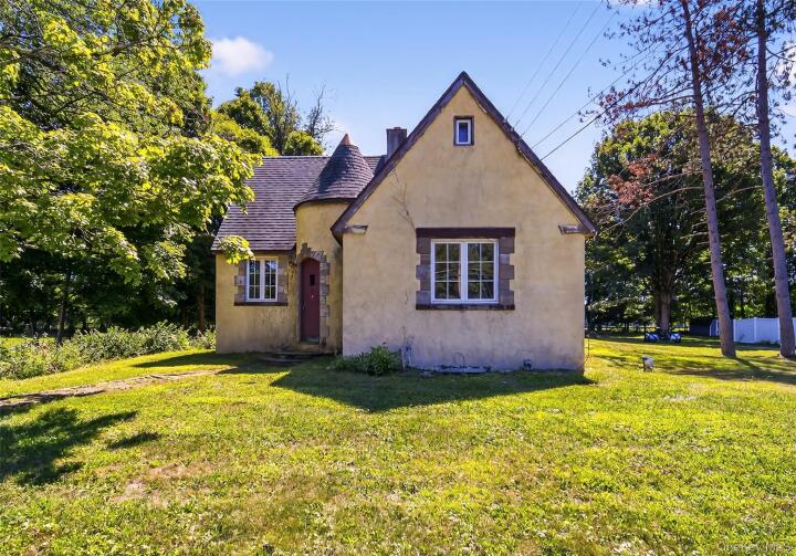Property photo # 1