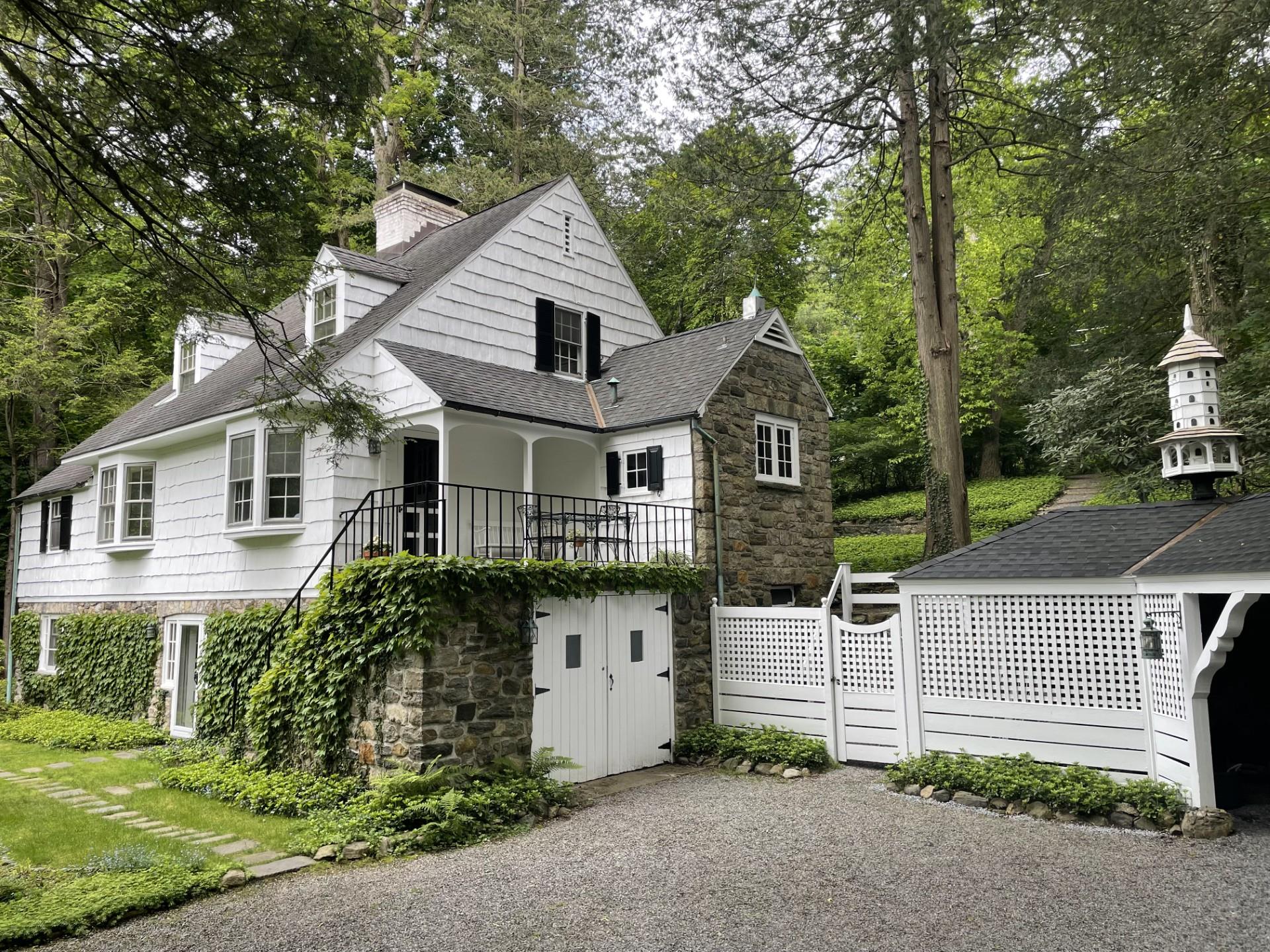 Property photo # 1