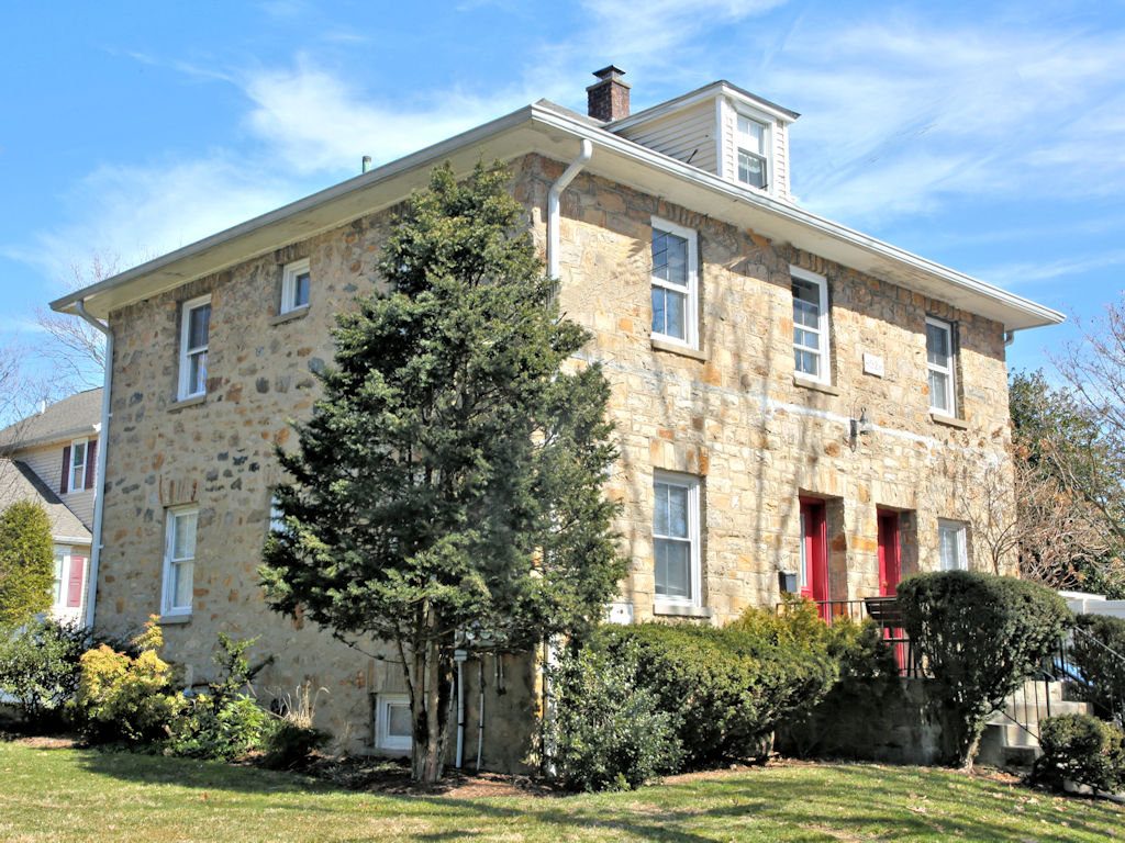 Property photo # 1