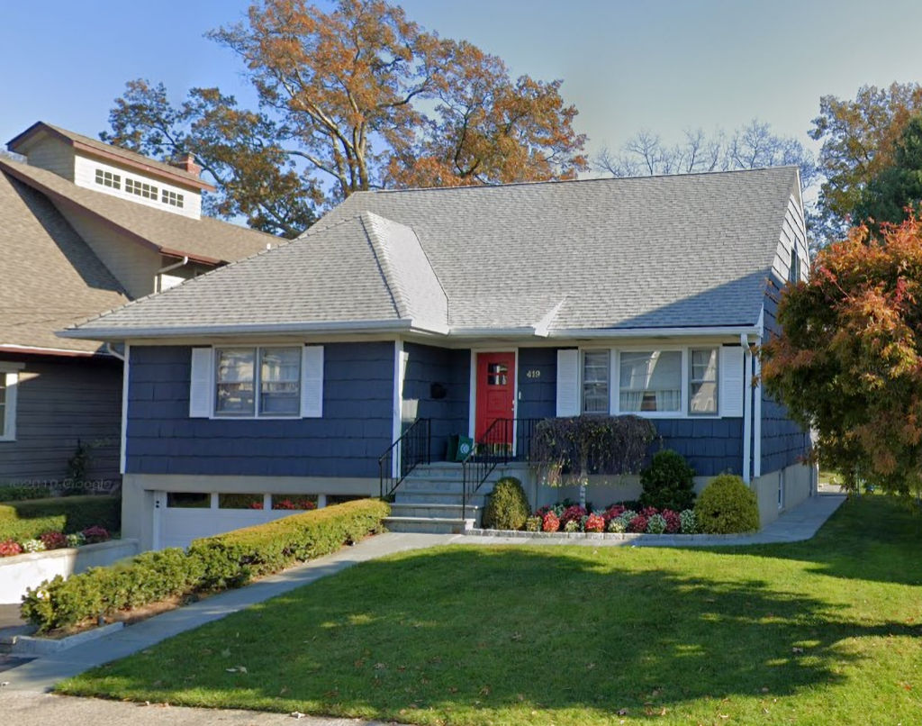 Property photo # 1
